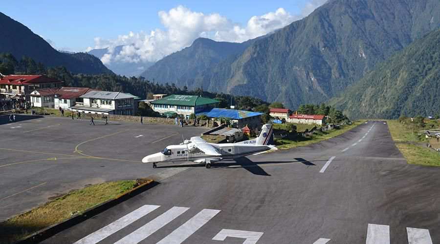 Lukla Havaalanı / Nepal