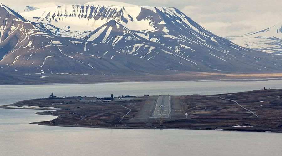 Svalbard Havaalanı / Norveç
