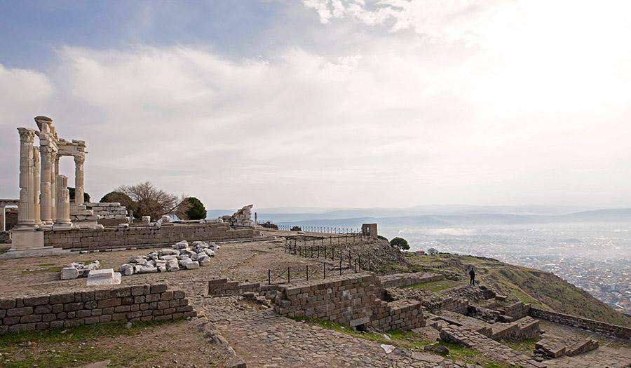 Kültür turizminde dikkat çeken kent İzmir