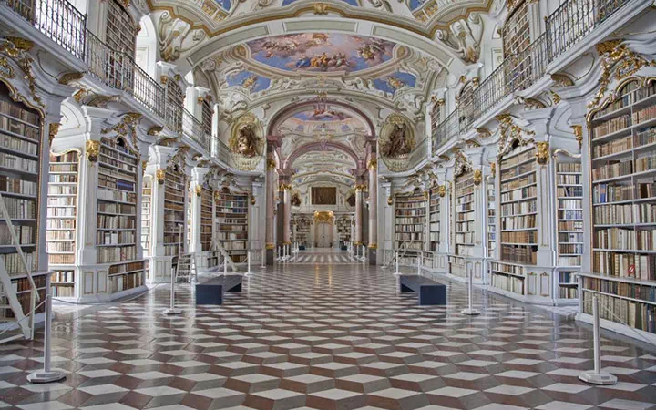 Admont Abbey Kütüphanesi