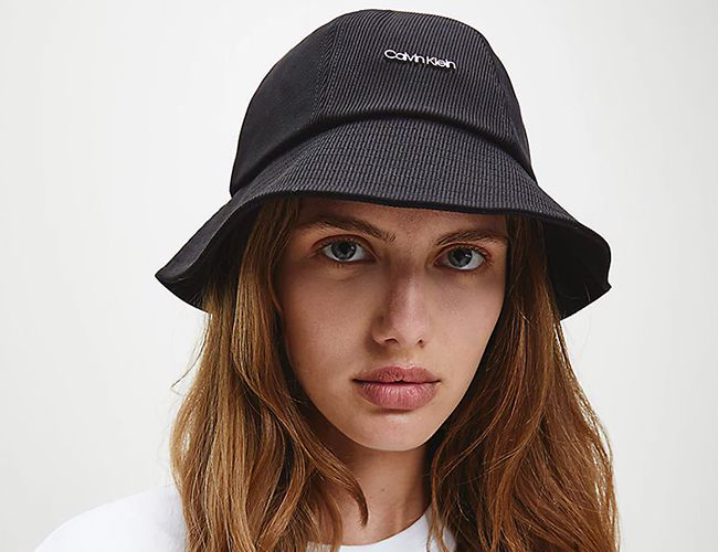Calvin Klein Şapkaları